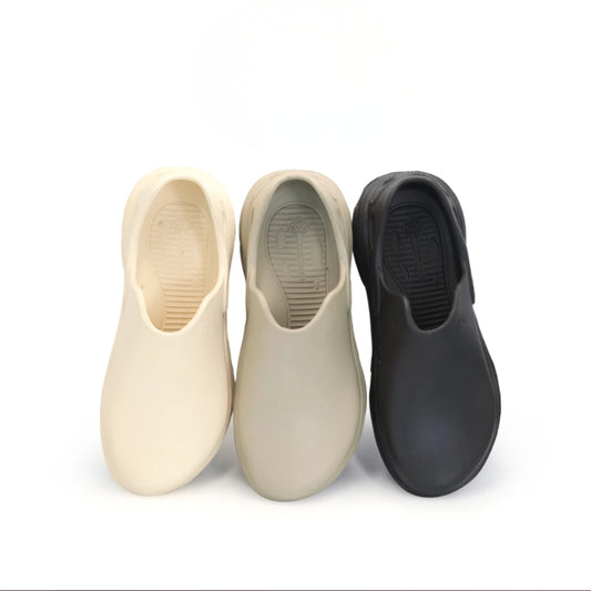 Marco Rocco Unisex Fully-Cover Slide Sandals – Non-Slip 5cm Sole MR8019